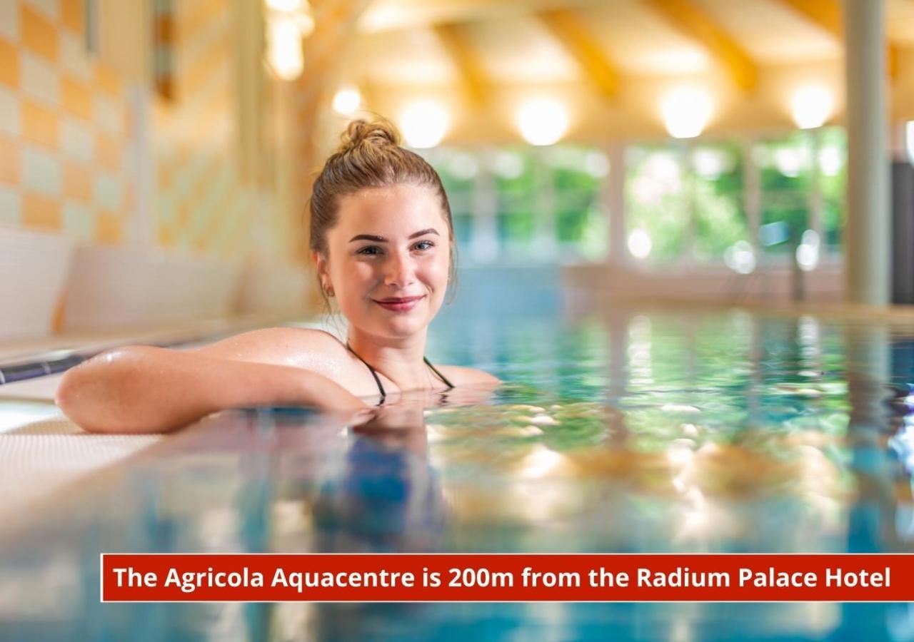 Hotel Radium Palace 亚希莫夫 外观 照片