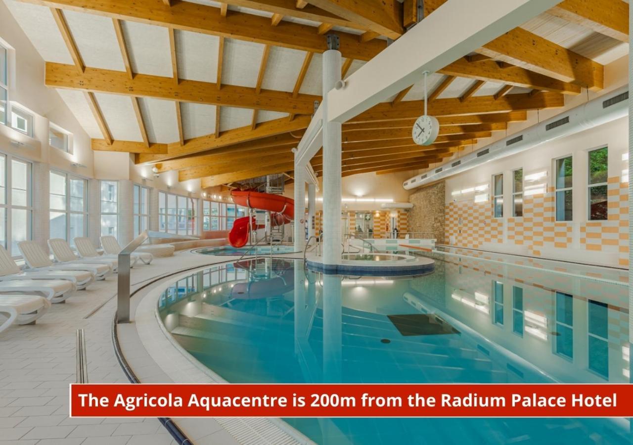 Hotel Radium Palace 亚希莫夫 外观 照片